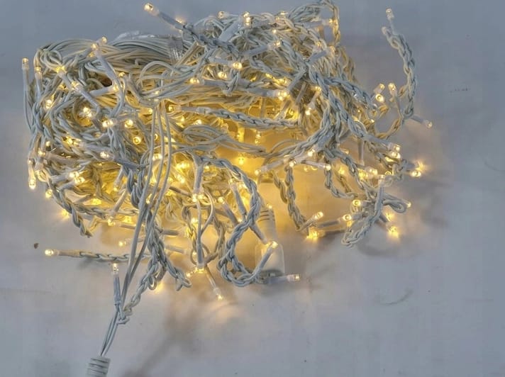 SOPLE 100 GRUBE ZEWNĘTRZNE LED LAMPKI BIAŁY CIEPŁY IP44 FLASH 4M - obrazek 3