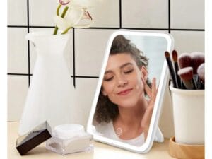 Lusterko do makijażu z oświetleniem LED