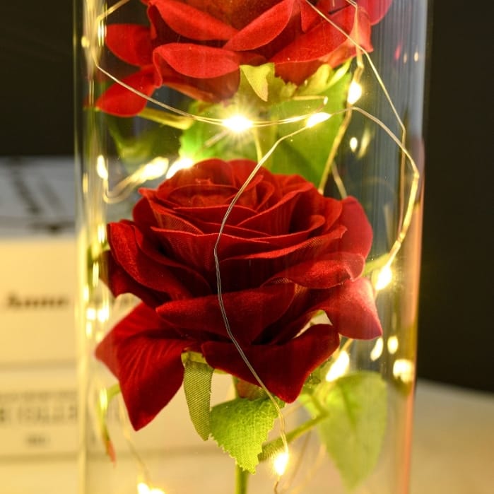 WIECZNA RÓŻA OZDOBA ŚWIECĄCA LED PREZENT SZKLANA KOPUŁA DREWNIANA PODSTAWA 2 RÓŻE - obrazek 4