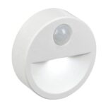 BEZPRZEWODOWA LAMPKA LED Z CZUJNIKIEM RUCHU
