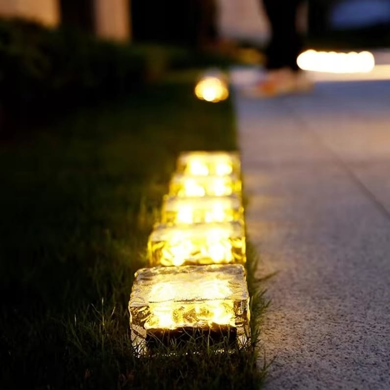 LAMPA OGRODOWA SOLARNA LED NAJAZDOWA KOSTKA LODU BRUKOWA SZEŚCIAN BIAŁY CIEPŁY SZKŁO PREMIUM 7X7CM - obrazek 5