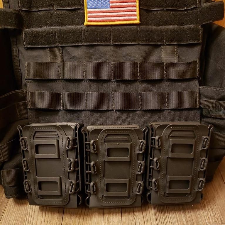 ŁADOWNICA KARABINOWA NA MAGAZYNEK DO PASKA TAKTYCZNA REGULACJA MOLLE - obrazek 9