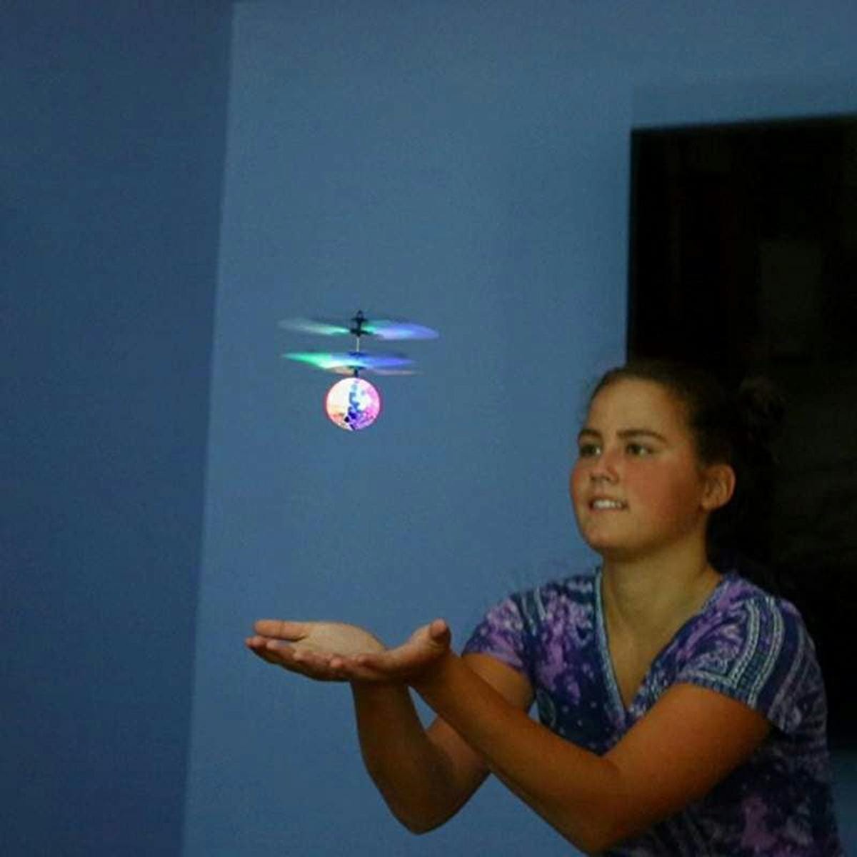 LATAJĄCA KULA DISCO LED UFO - obrazek 5